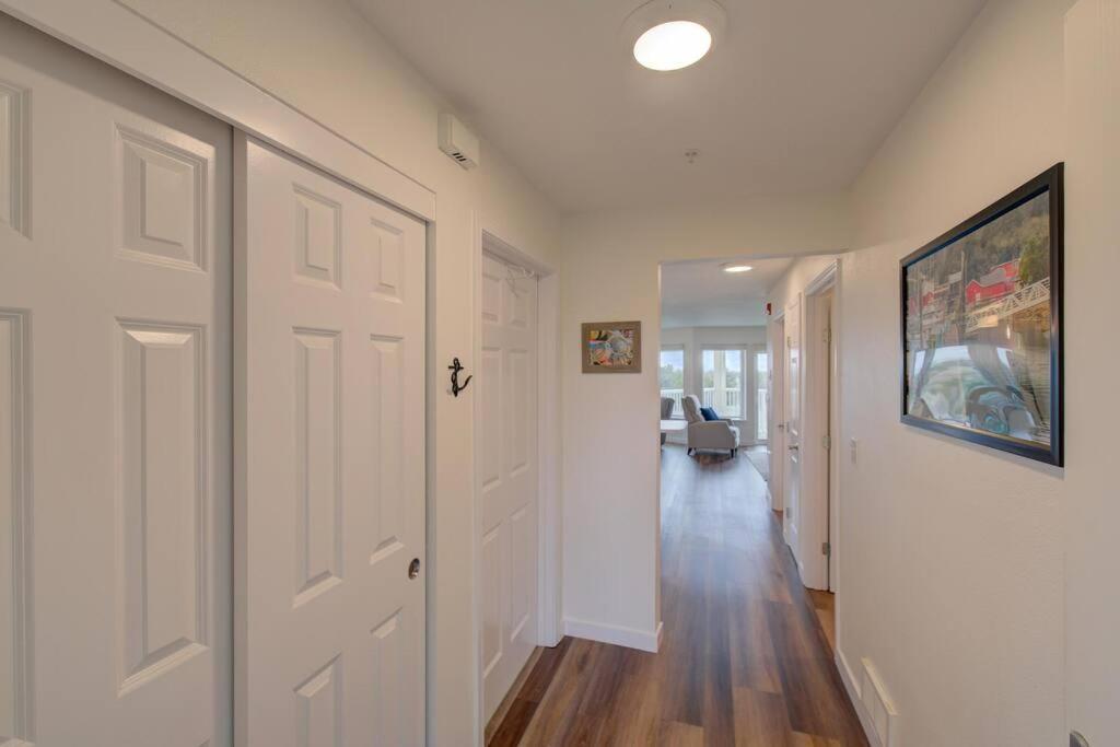 Beach Please-Updated Home With Ocean Views لونغ بيتش المظهر الخارجي الصورة